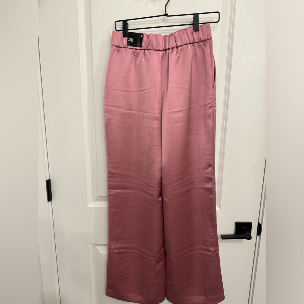 Express High Rise Trouser - Picture 2 of 3